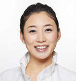 代表　岡本真理